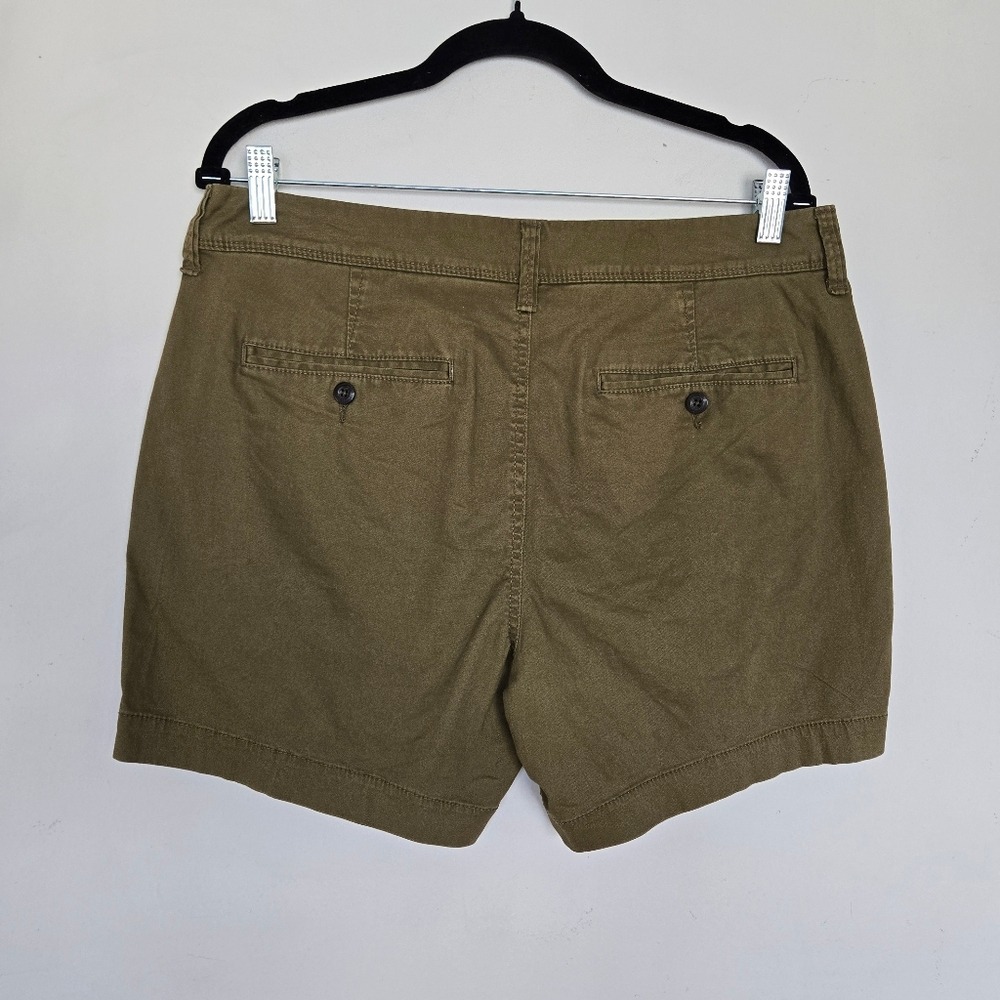 Aeropostale Olive Green Stretch Chino Shorts Women's Size 32 Casual Everyday - Picture 4 of 10